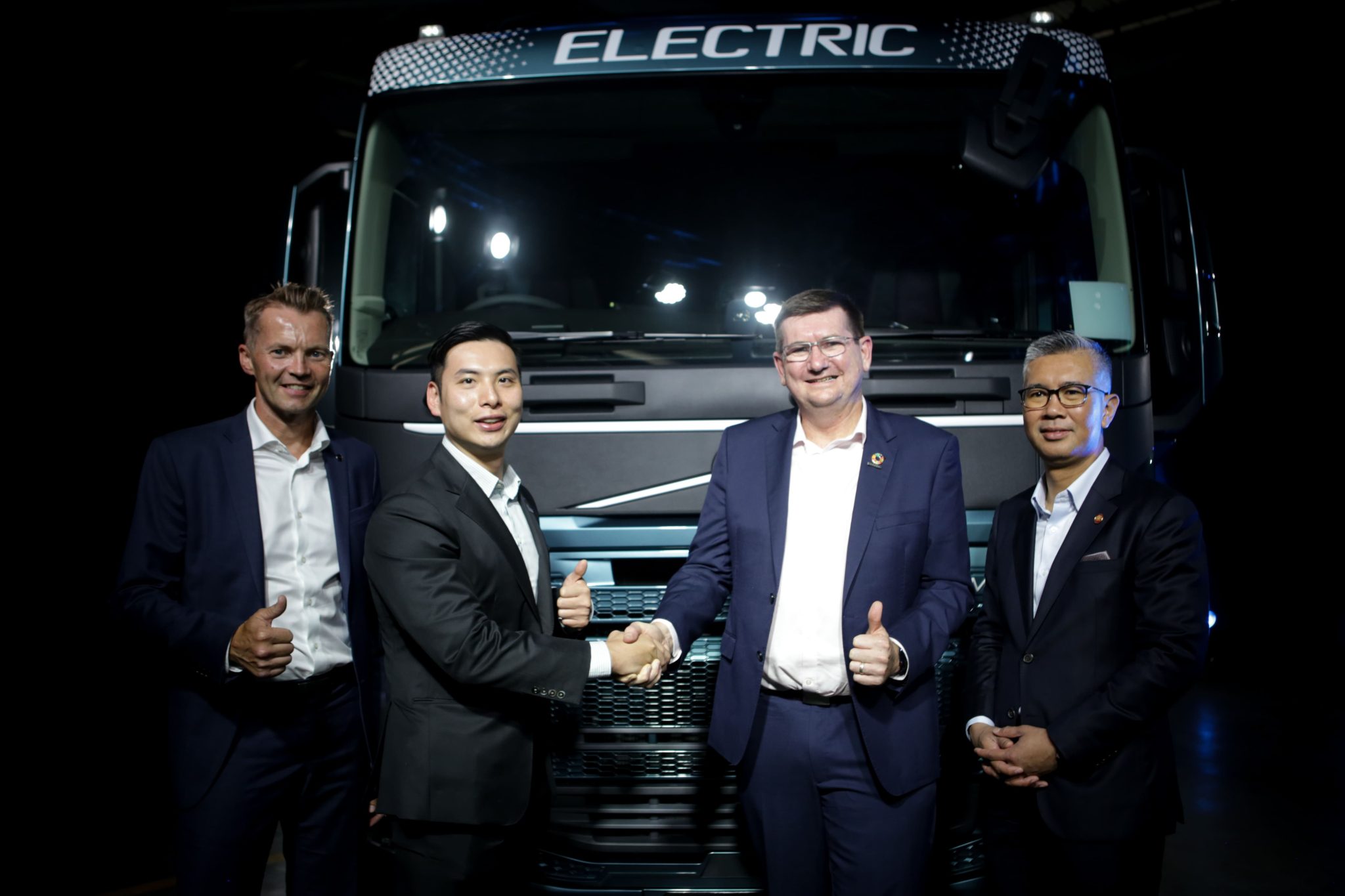 Volvo Debuts Southeast Asia's First Electric Prime Mover In Malaysia ...