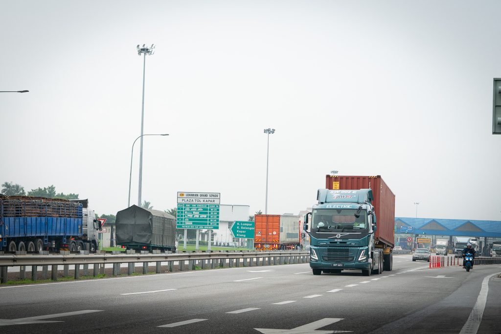 Thailand’s largest logistics player buys 20% of Swift Haulage