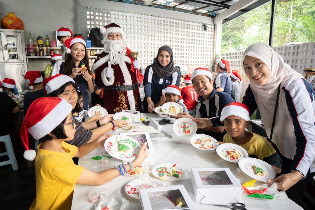 SwiftKasih Brings Christmas Cheers to 40 Underprivileged Children